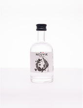 Charger l'image dans la galerie, Vodka Neuvik - mignonette 5 cl