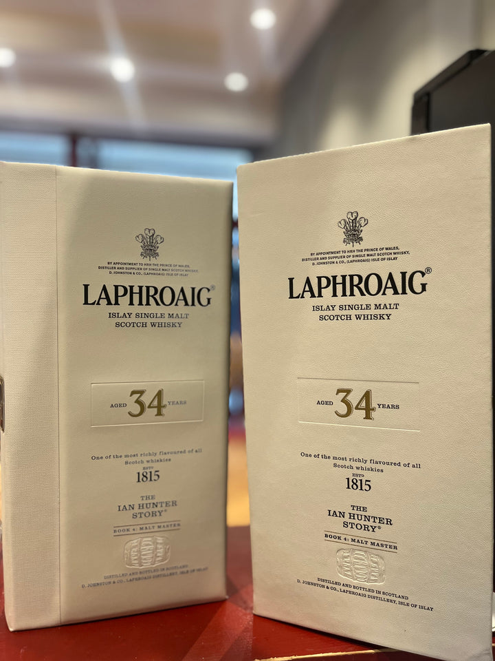 Laphroaig 34YO Ian Hunter Collection Book 4 2022 Single Islay Malt Whisky 46.2%, 70 cl