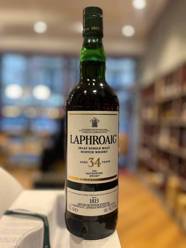 Laphroaig 34YO Ian Hunter Collection Book 4 2022 Single Islay Malt Whisky 46.2%, 70 cl